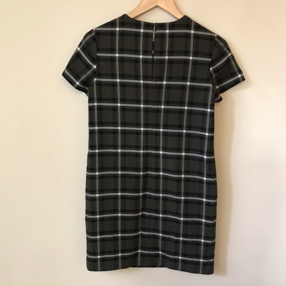 ✨ Banana republic plaid shift dress - Picture 5 of 5
